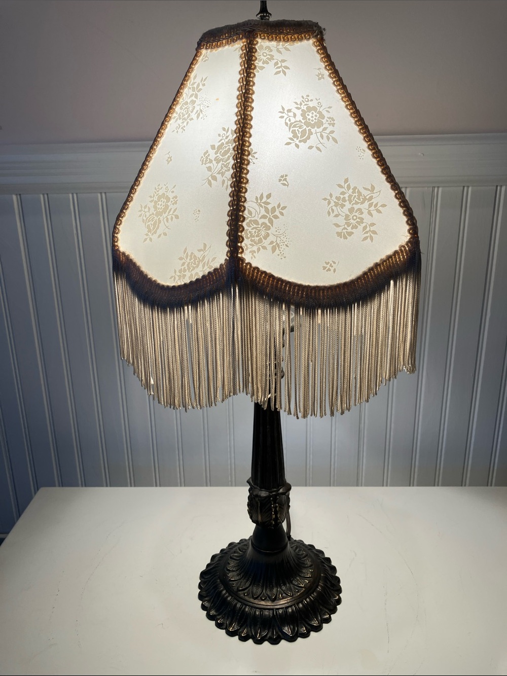 Vintage Victorian Style Boudoir Table Lamp With Fringe Lampshade